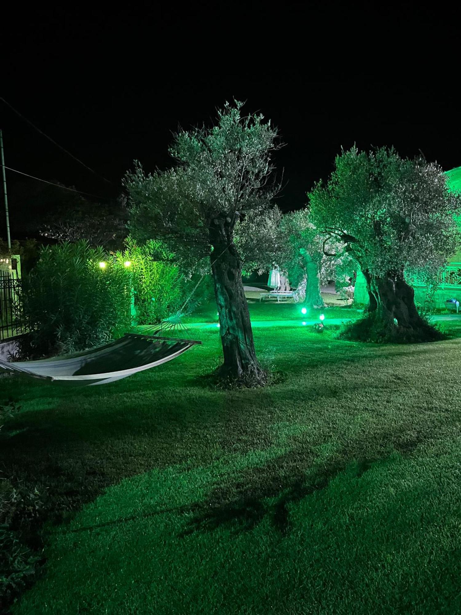 Terry'S Villa Mákri Buitenkant foto